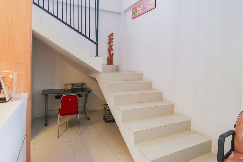 Сурабая: Airy Eco Syariah Jambangan Bibis Karah 31A Surabaya