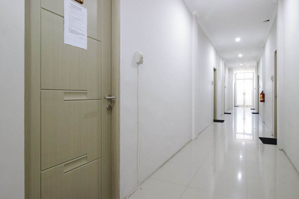 Сурабая: Airy Eco Syariah Jambangan Bibis Karah 31A Surabaya