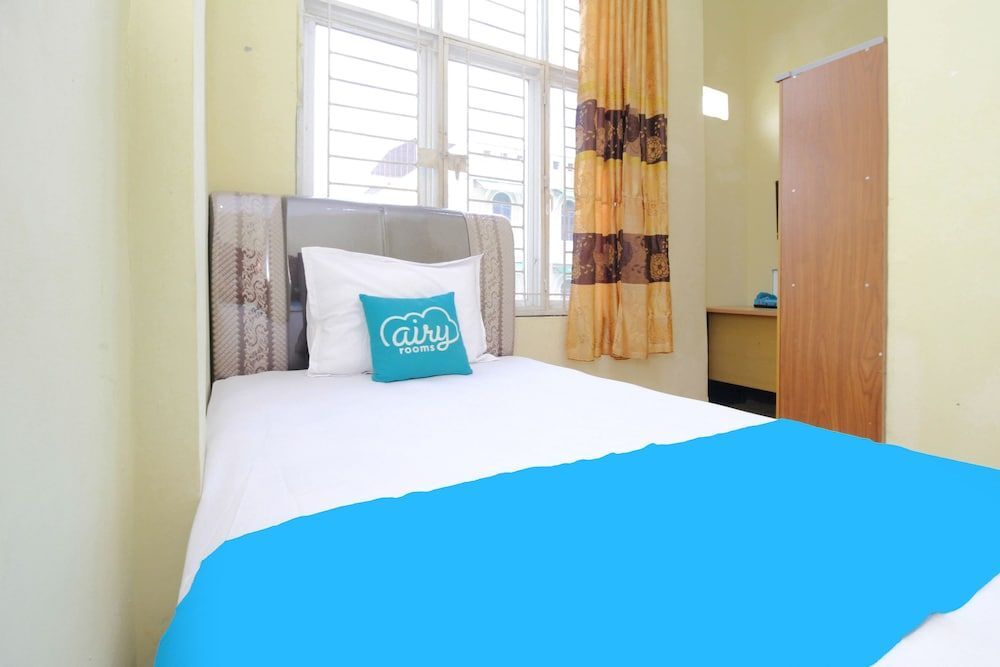 Медан: Airy Japaris Medan Area Rahmadsyah 293