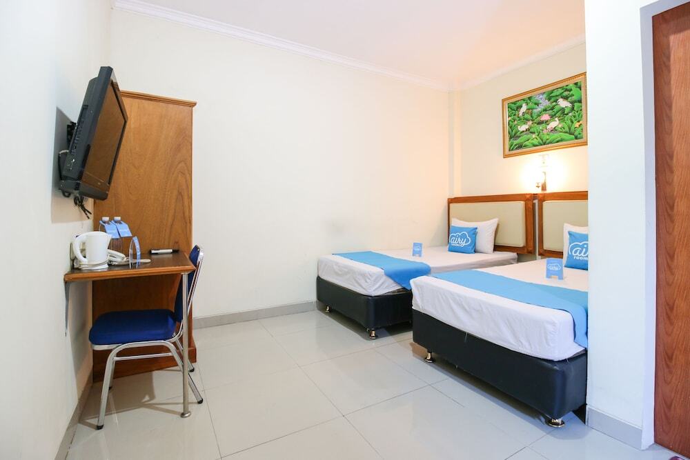 Чиребон: Airy Eco Stasiun Cirebon Kapten Damsur 15