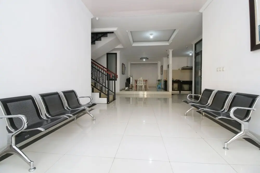 Южный Тангеранг: Airy Eco BSD Boulevard Residence AH Satu 36 Tangerang