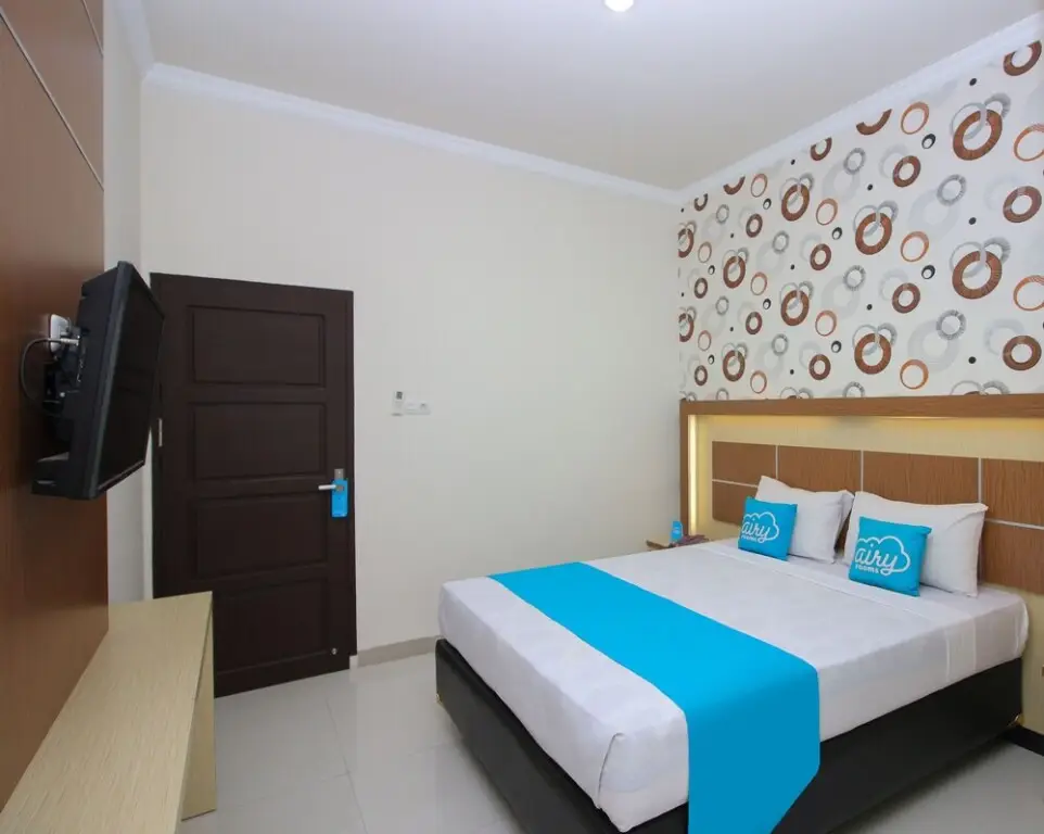 Палу: Airy Besusu Timur Mangunsarkoro 21 Palu