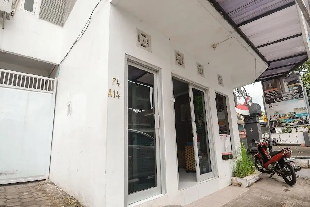 Маланг: Airy Eco Syariah Sawojajar Danau Tondano Raya F4 Malang