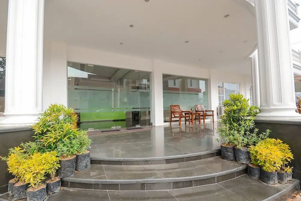 Маланг: Airy Eco Syariah Lowokwaru Ikan Gurami Malang