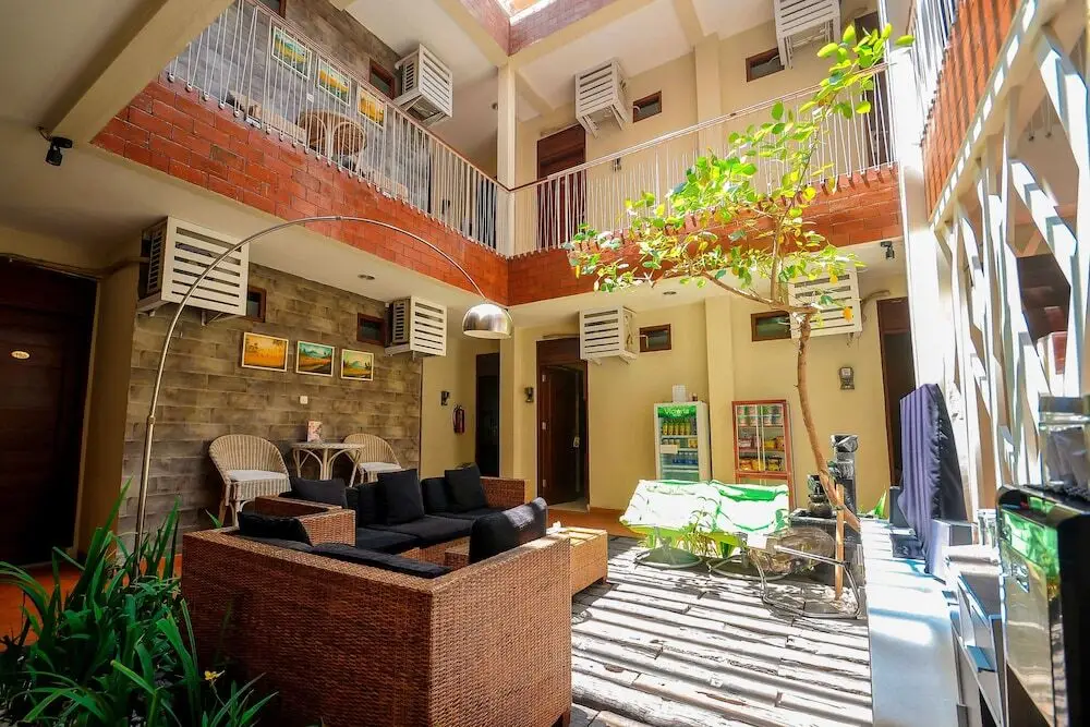 Суракарта: Airy Sumber Pajajaran Utara Satu 44 Solo