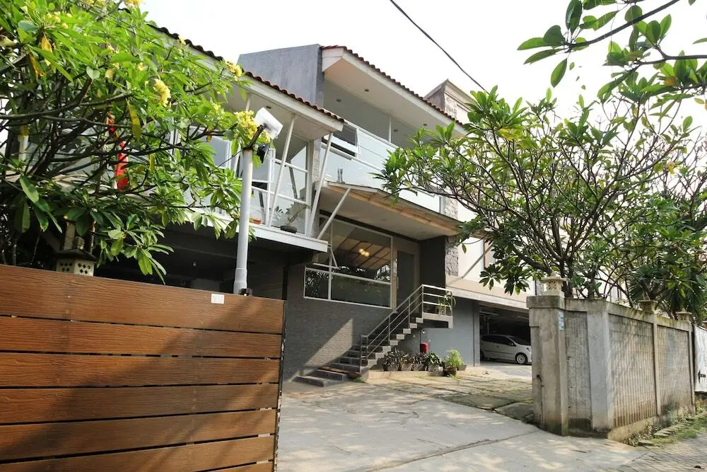 Южный Тангеранг: Airy Eco BSD Raya Serpong Utara Wates 3 Tangerang Selatan