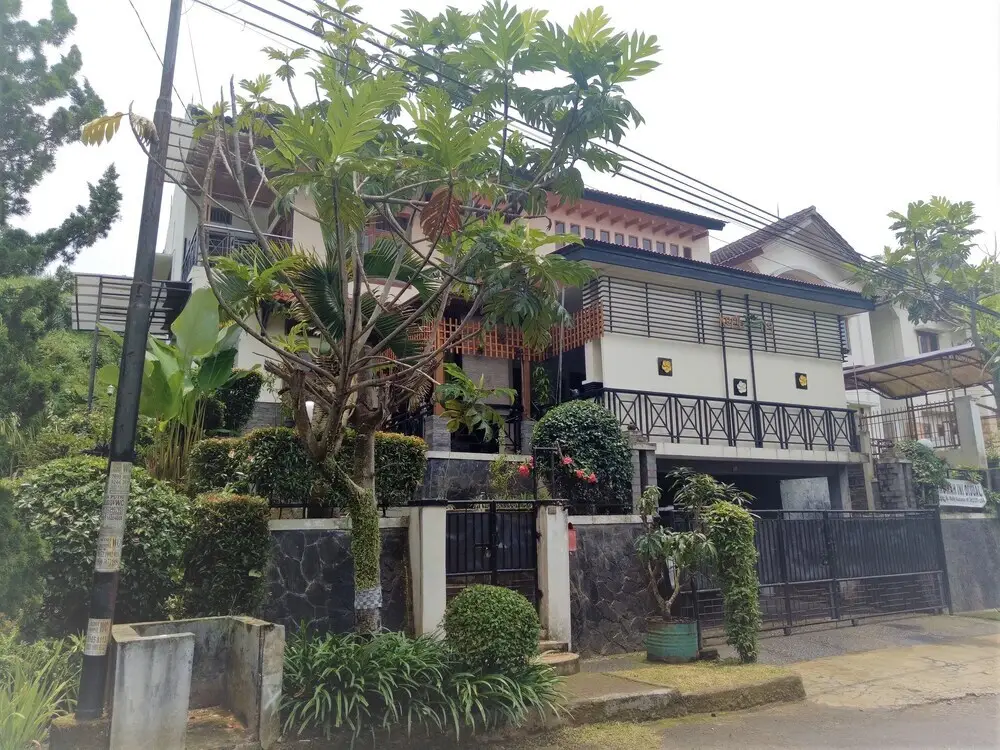 Паромпонг: Kembang Guest House