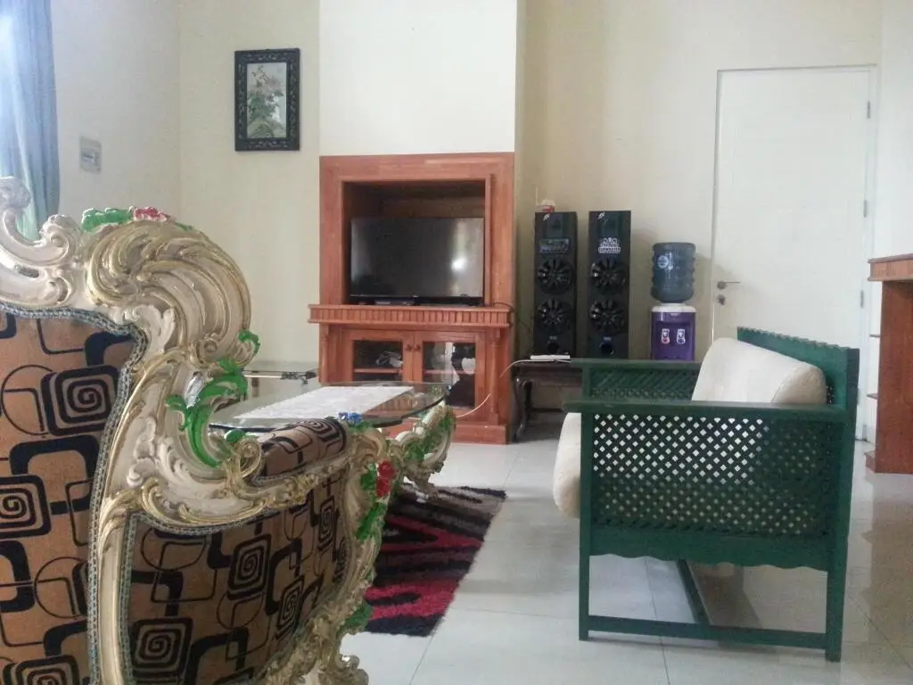 Чипанас: Villa Kota Bunga Ade
