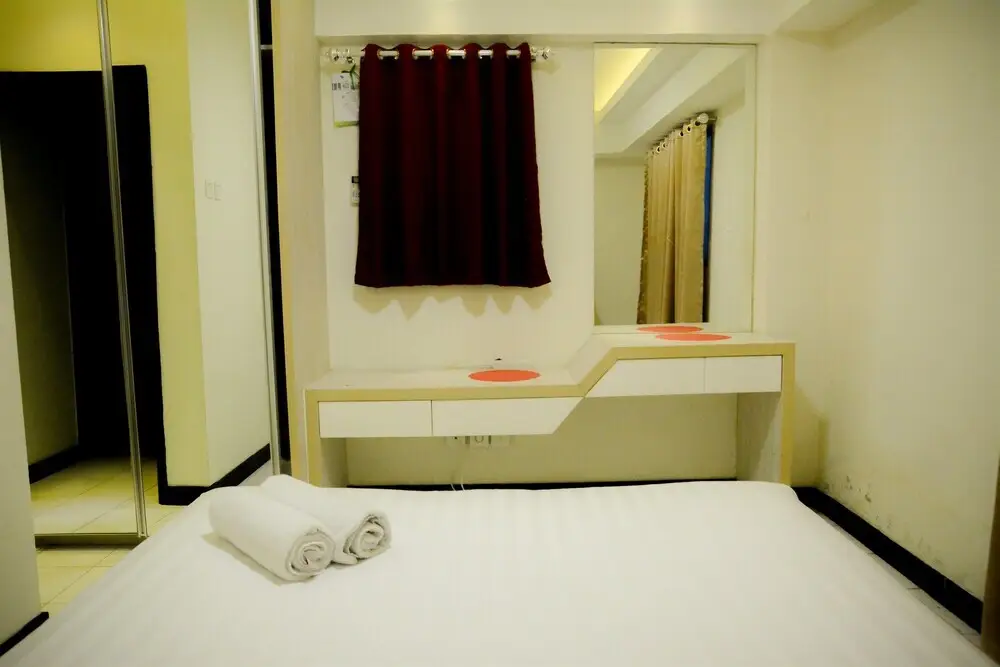 2 Bedrooms The Wave Kuningan Apartment by Travelio — фото 1