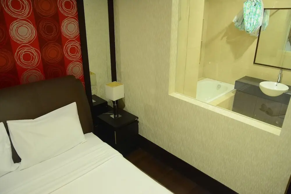 Джакарта: 2 Bedrooms Pearl Garden by Travelio