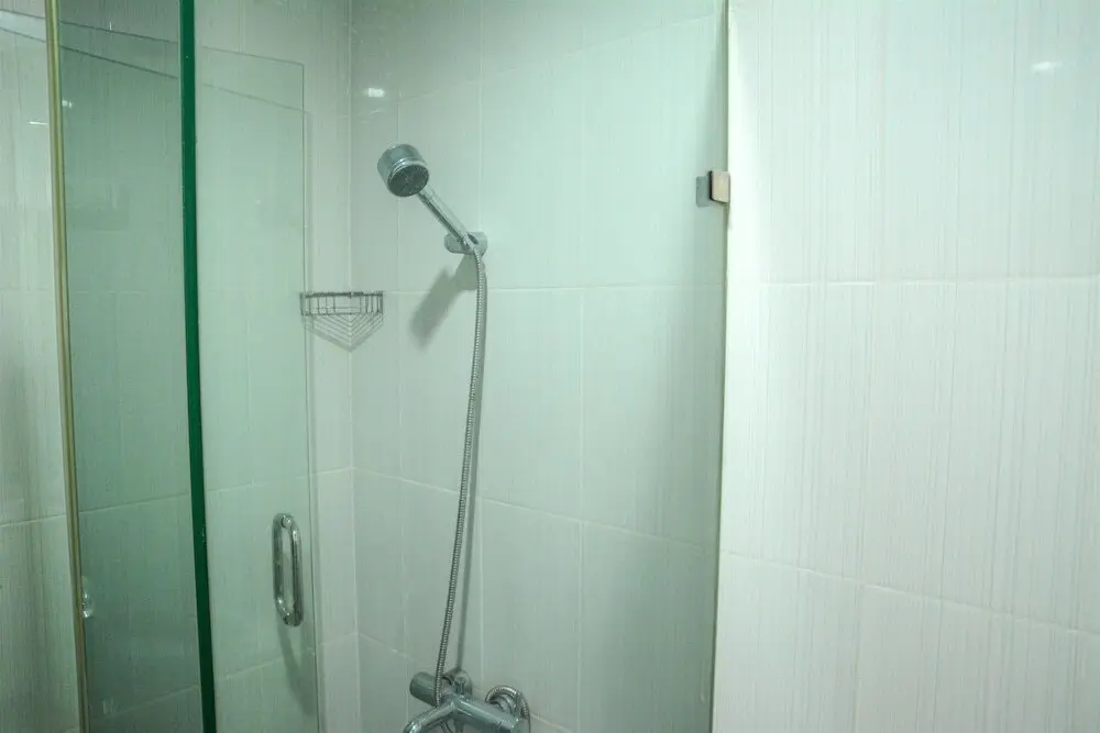 Джакарта: 1 Bedroom Tamansari Semanggi By Travelio