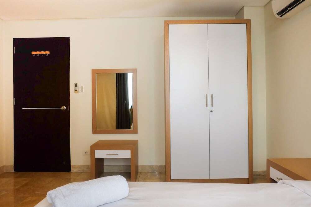 Джакарта: 2 Bedroom Park Royale By Travelio