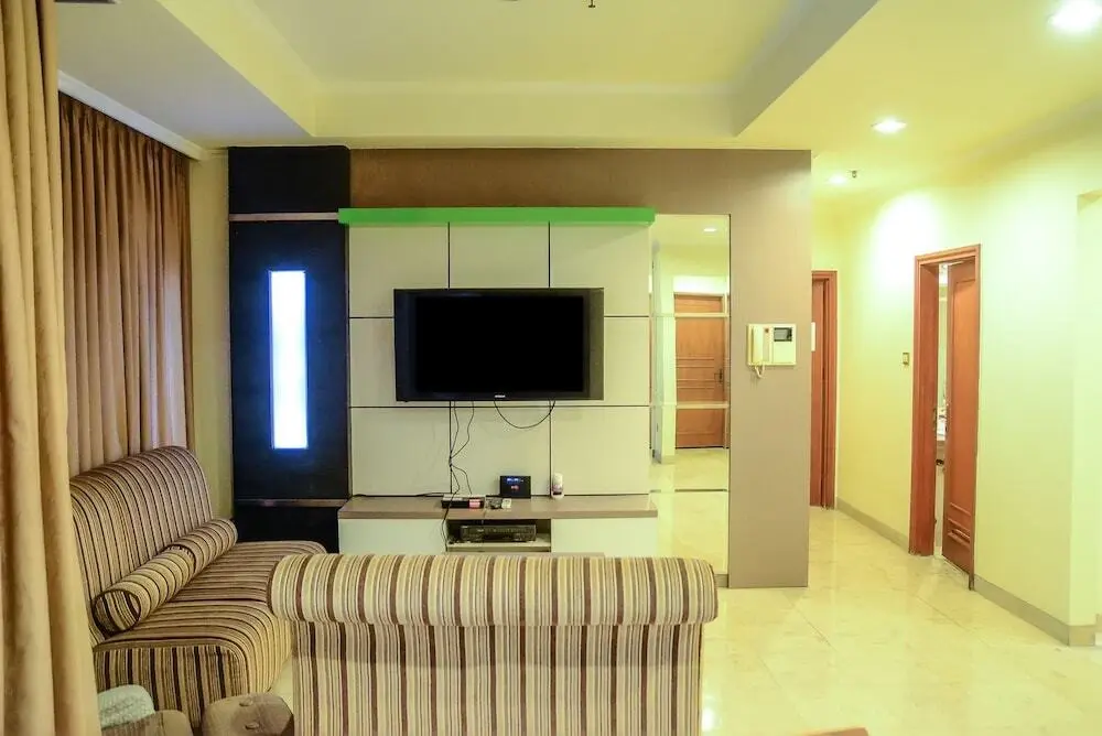 Джакарта: Exclusive 2 Bedrooms Ambassador By Travelio
