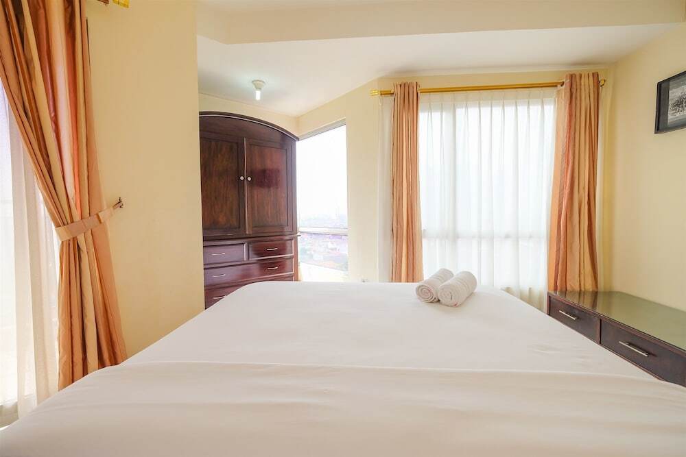 Джакарта: 2 Bedroom Taman Rasuna Tower 18 By Travelio