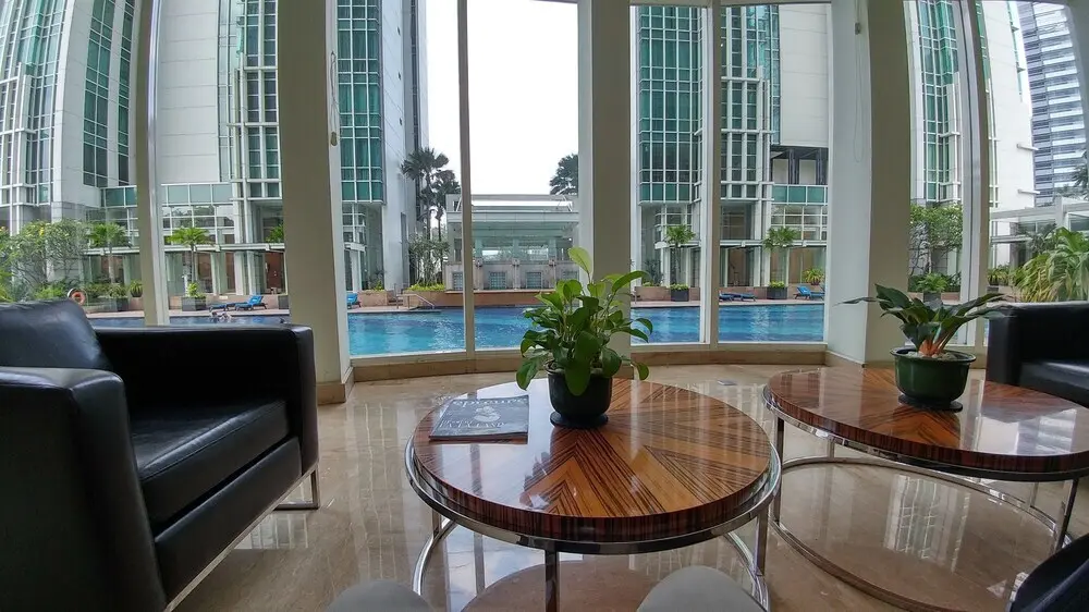 Джакарта: Luxury 3 Bedroom The Peak Apartment By Travelio