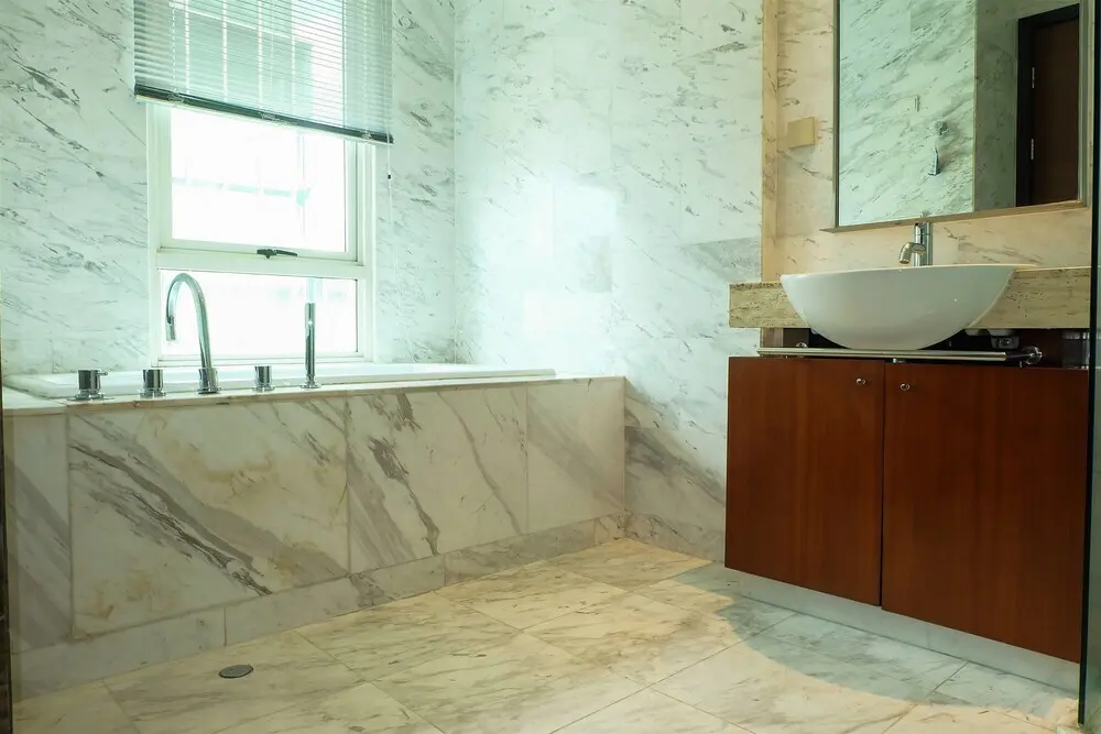 Джакарта: Luxury 3 Bedroom The Peak Apartment By Travelio