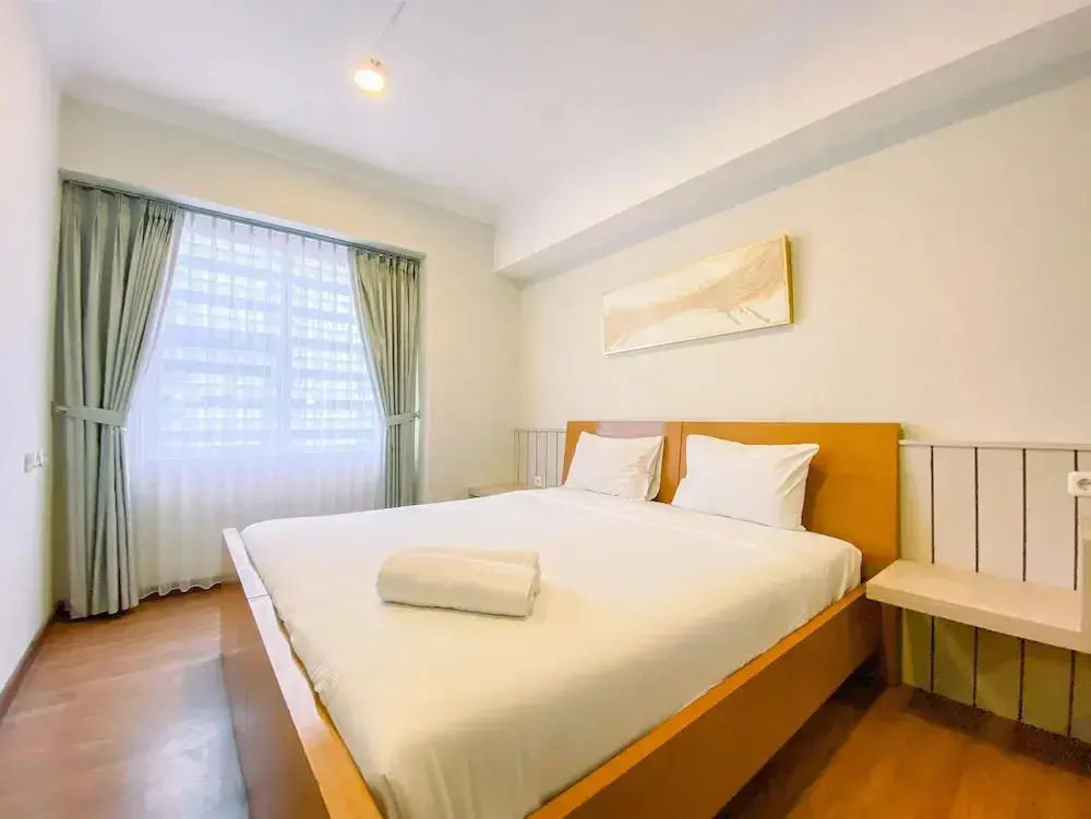 Джакарта: Cozy 2 Bedrooms Sudirman Tower Apartment by Travelio