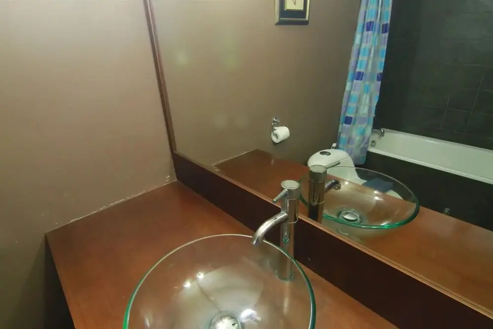 Джакарта: Cozy 2 Bedrooms Sudirman Tower Apartment by Travelio
