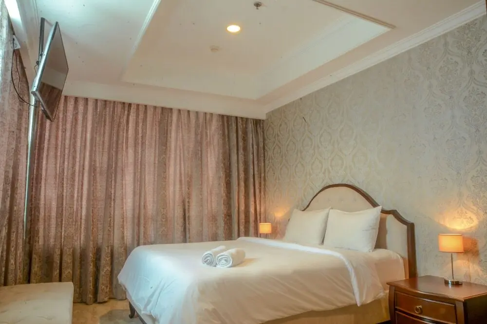 Джакарта: 2 Bedrooms Denpasar Residence by Travelio