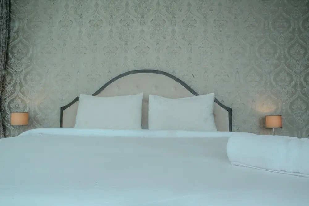Джакарта: 2 Bedrooms Denpasar Residence by Travelio