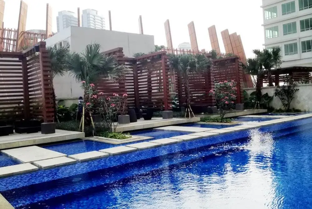 Джакарта: 2 Bedrooms Denpasar Residence by Travelio
