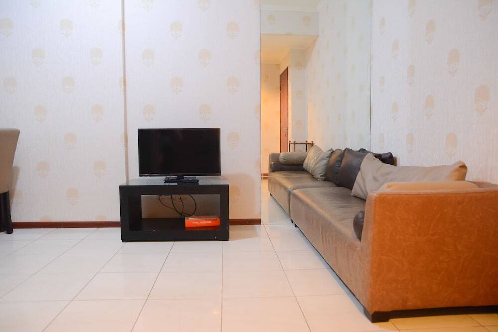 2 Bedroom Pool View Sudirman Park By Travelio — фото 1