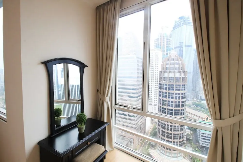 Джакарта: 3 Bedroom at FX Sudirman by Travelio