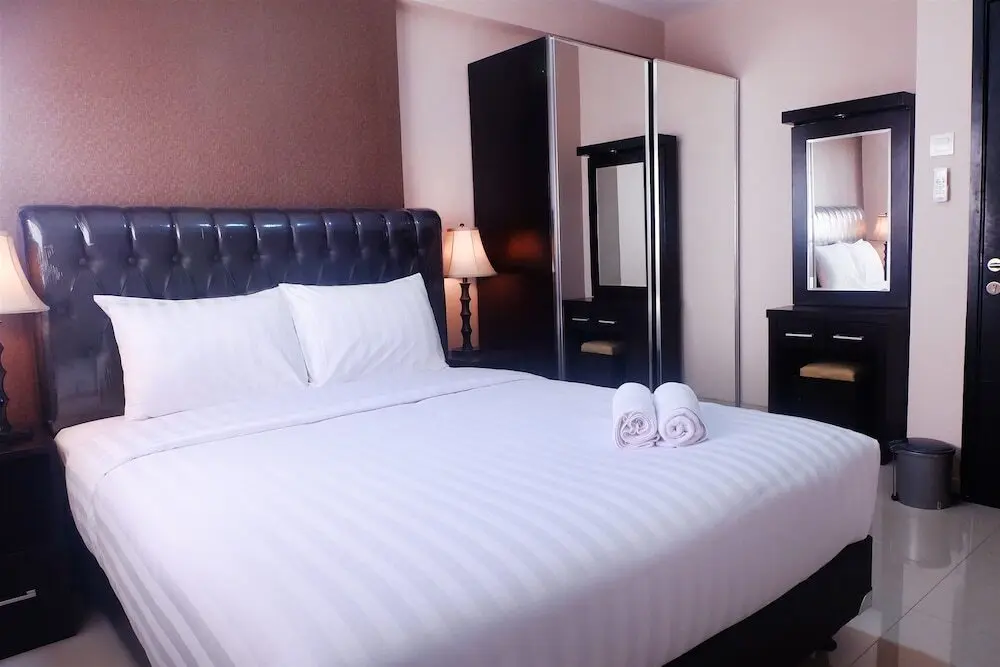 Джакарта: 1 Bedroom The Wave Epicentrum by Travelio