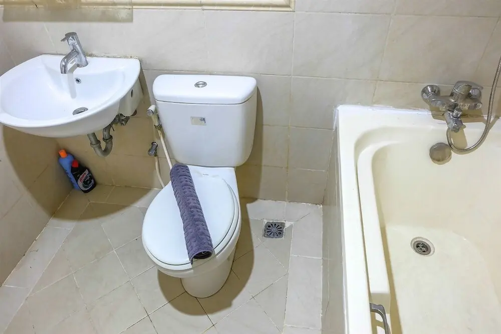 Джакарта: 3 Bedroom Permata Senayan Apartment By Travelio