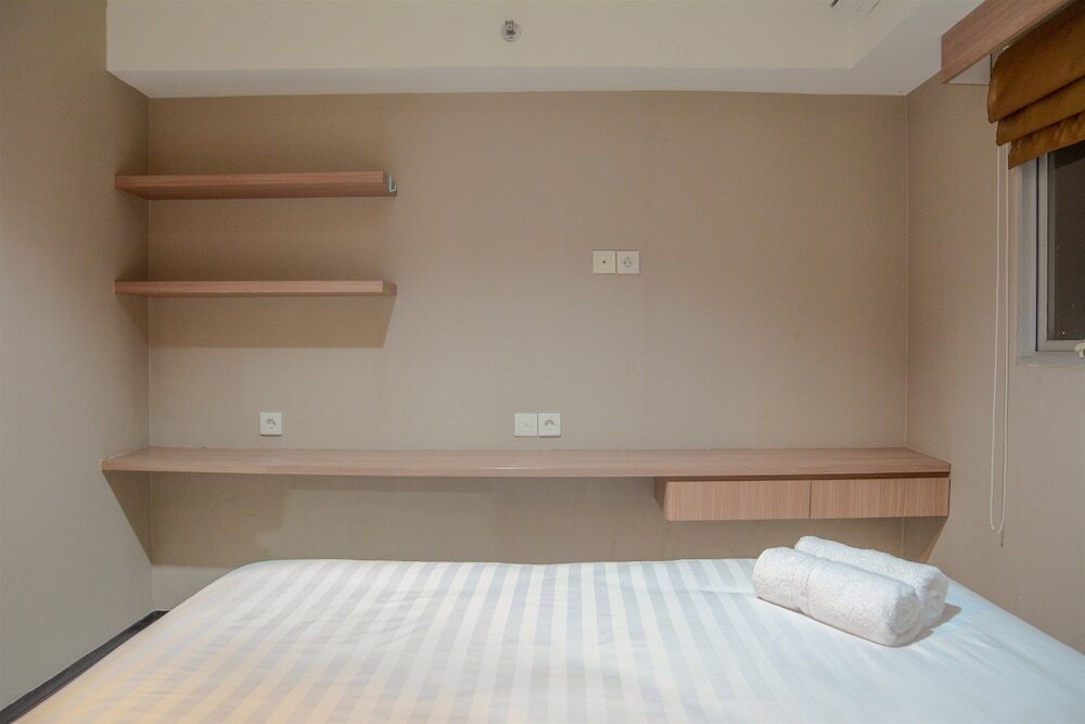 Джакарта: Strategic Location 2 Bedroom The Wave By Travelio