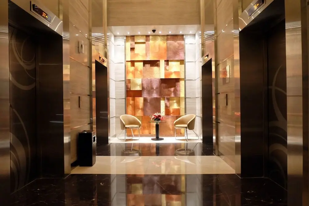 Джакарта: 2 Bedroom Denpasar Residence Apartment By Travelio