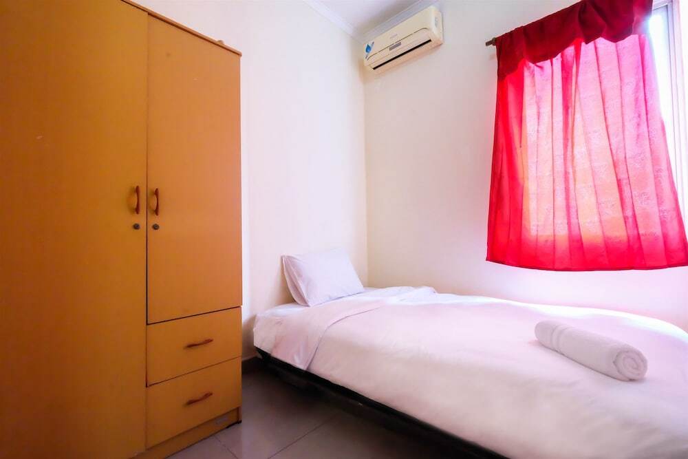 Джакарта: 2 Bedrooms Sudirman Park By Travelio