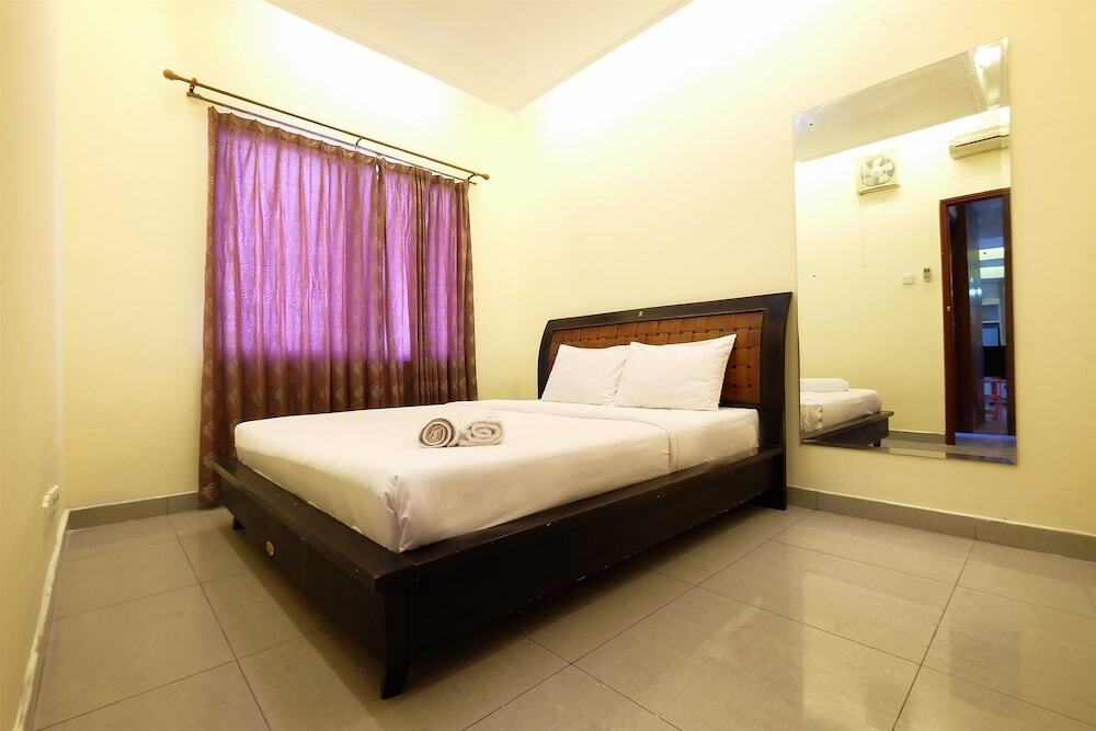 Джакарта: 2 Bedrooms Sudirman Park By Travelio