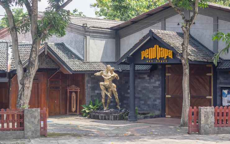 Pendhapa Art Space - PAS Limasan Homestay — фото 1