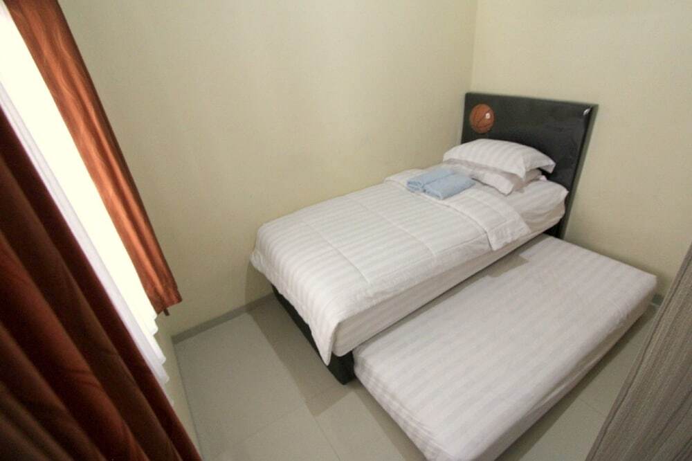 Депок: D'Java Homestay Babarsari By The Grand Java