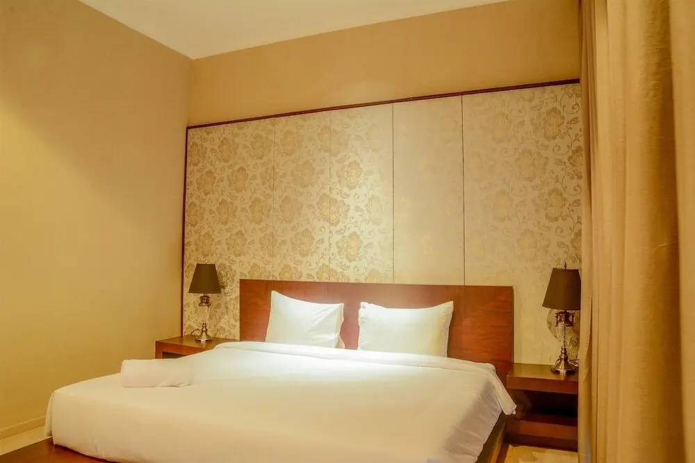 Джакарта: 3 Bedroom Apartment at Senayan Residence by Travelio