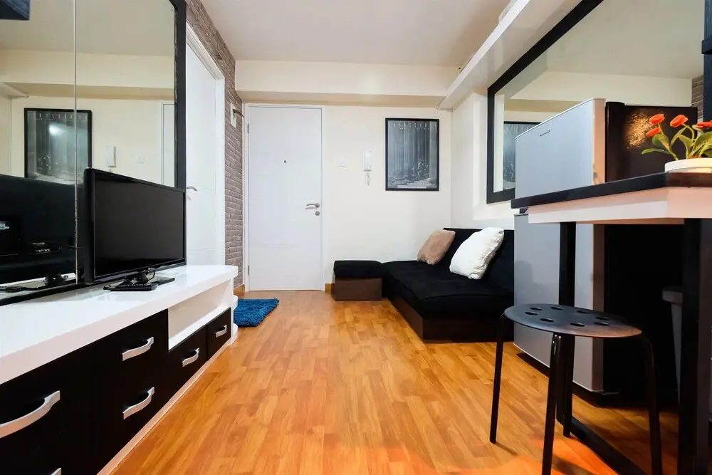 Джакарта: Modern Design 2 Bedrooms at Bassura City Apartment