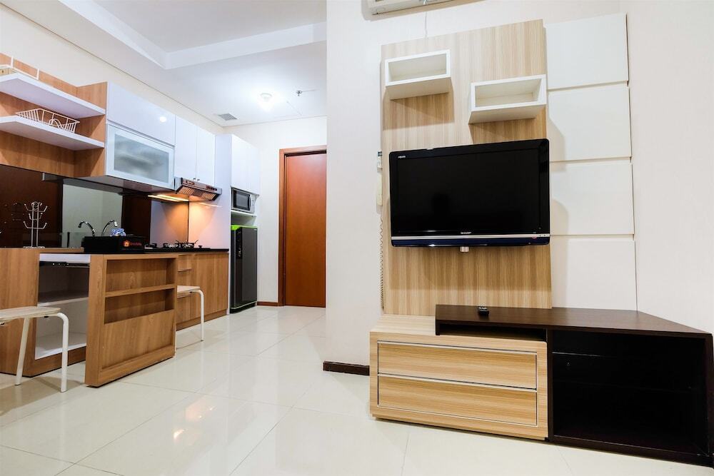 Джакарта: 1 Bedroom at Apartment Thamrin Residence by Travelio