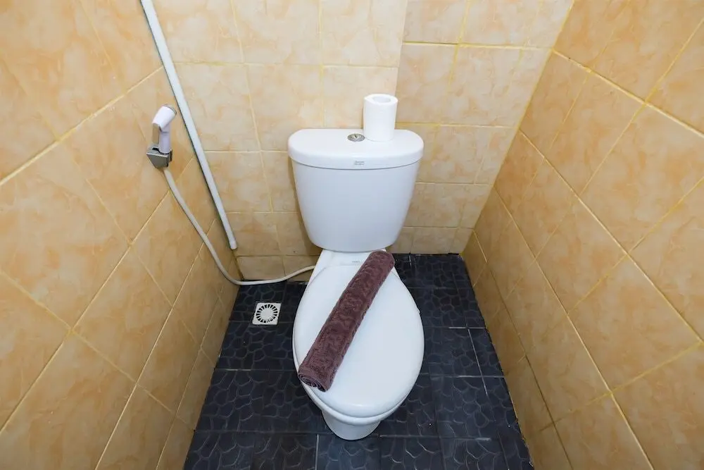 Куруг: 2 Bedroom Paragon Village Apartment by Travelio