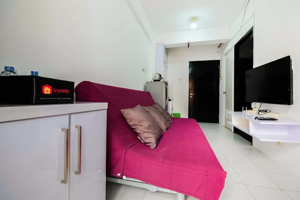 Куруг: 2 Bedroom Paragon Village Apartment by Travelio