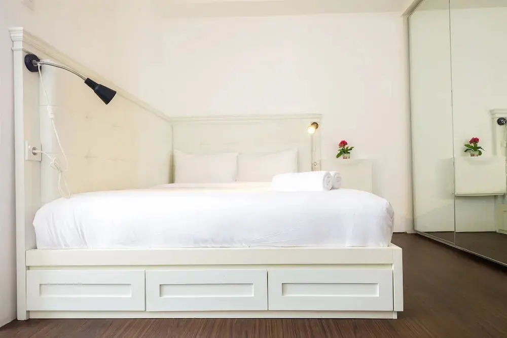 Джакарта: Minimalist Studio at Bassura City Apartment By Travelio
