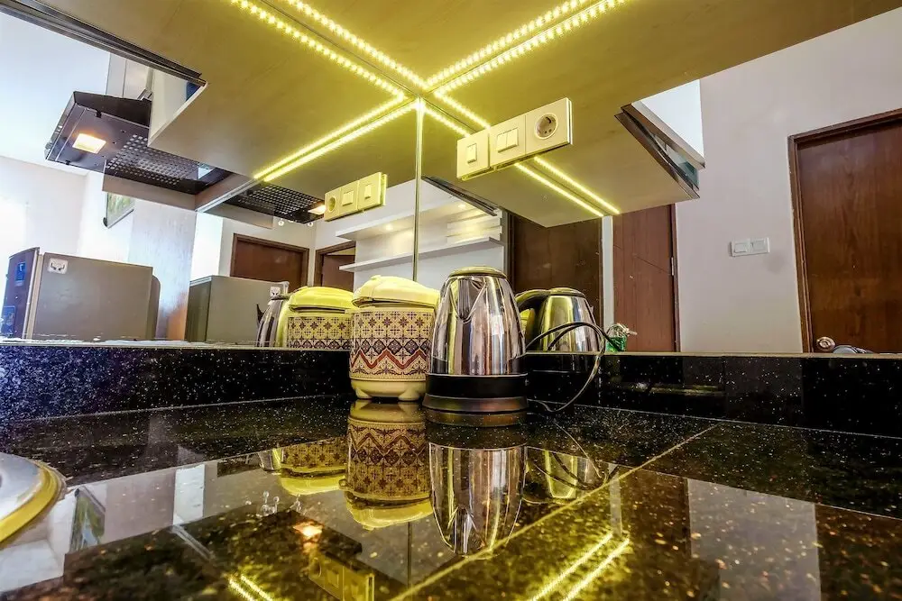 2 Bedrooms at Northland Ancol Residence By Travelio — фото 1