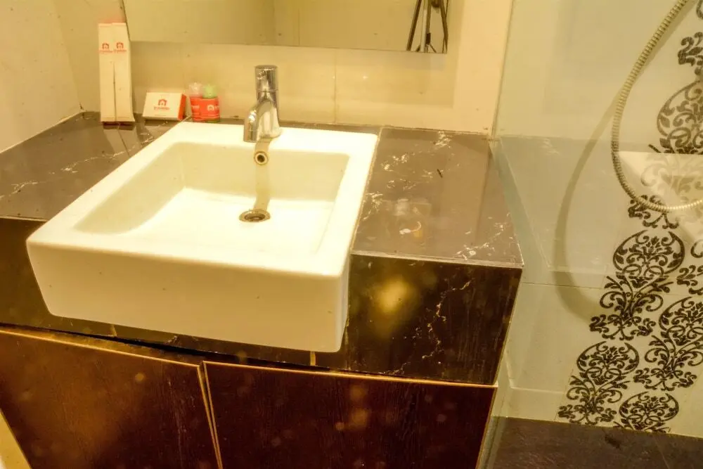 Джакарта: 2 Bedrooms Apartment at Sahid Residence by Travelio