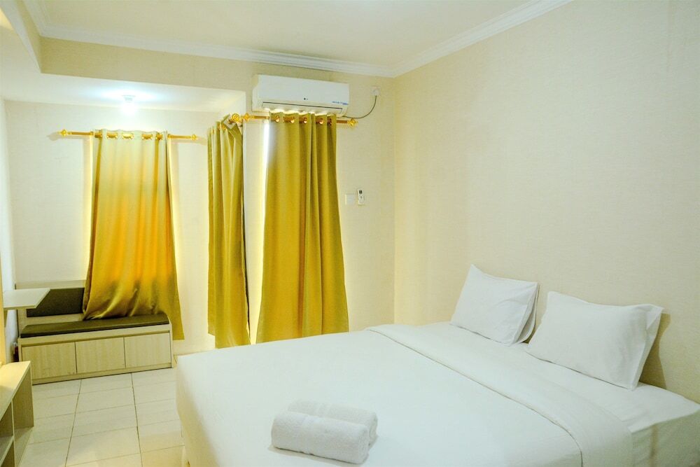 Тангеранг: Modern Studio Grand Serpong Apartment By Travelio