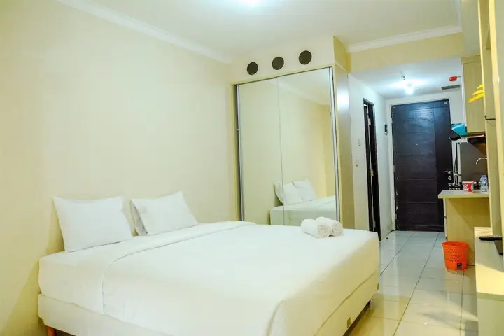 Тангеранг: Modern Studio Grand Serpong Apartment By Travelio