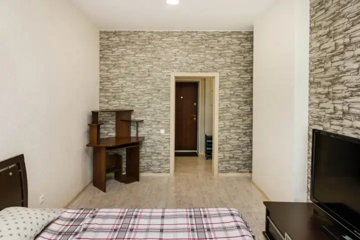 Тюмень: Apartment on Malygina 90