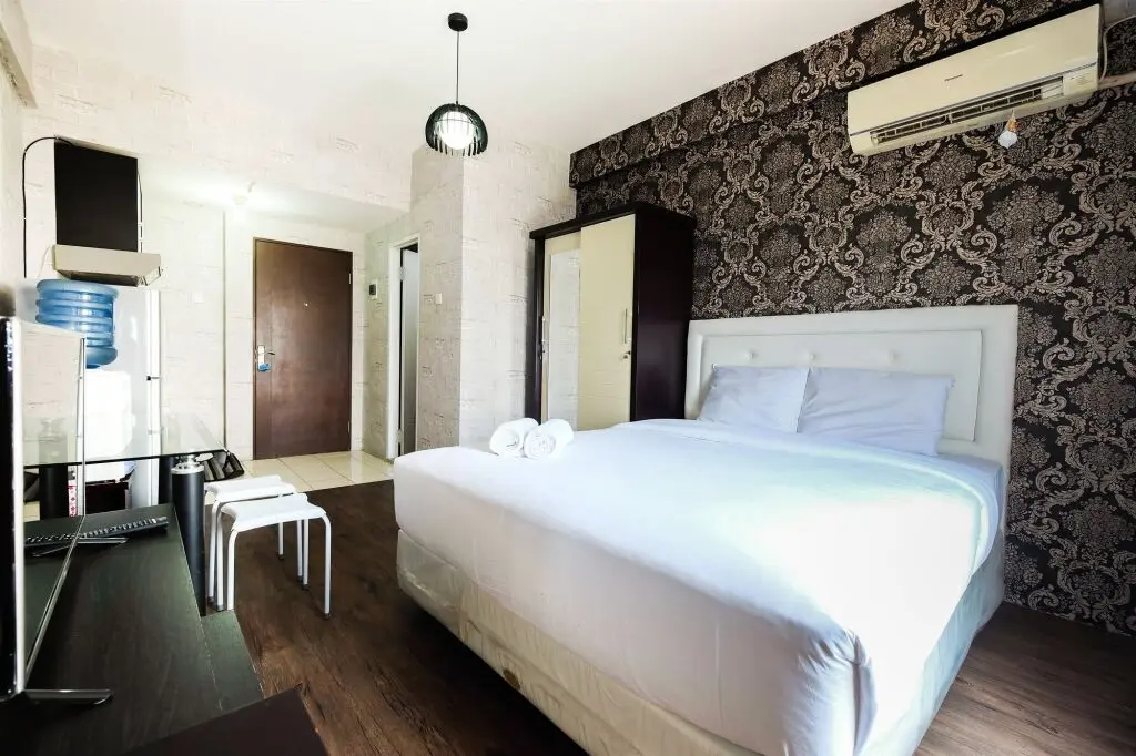 Джакарта: Studio Room at Sunter Park View Apartment By Travelio