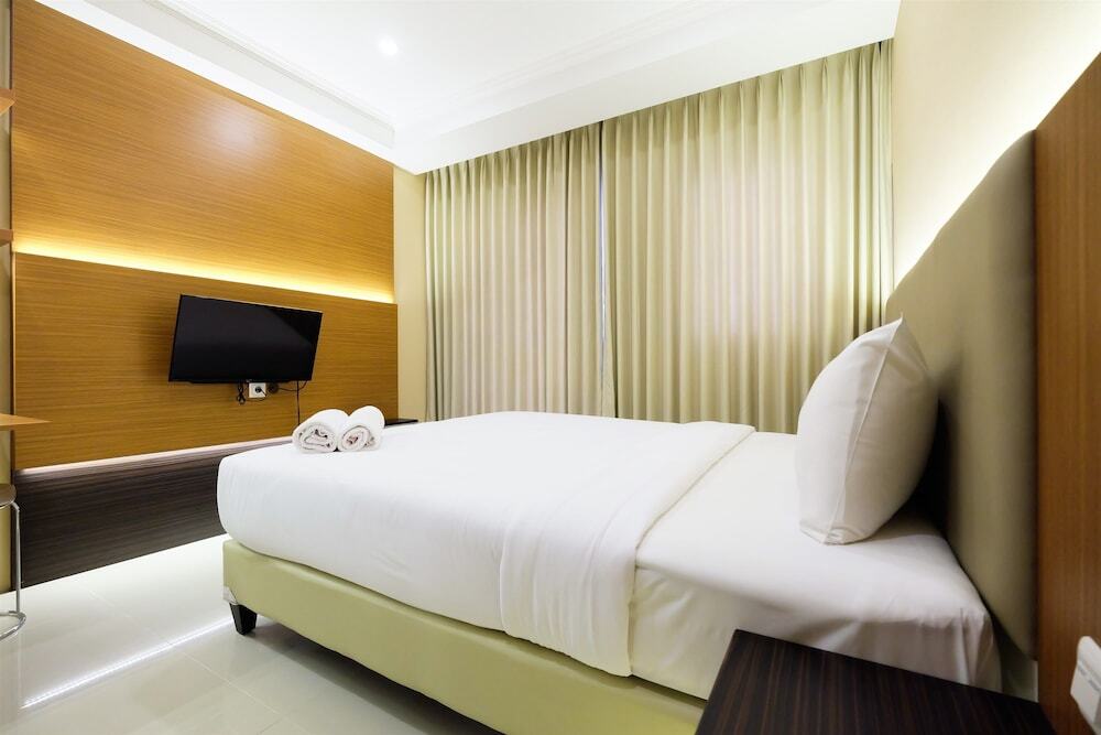 Warm Cozy Studio Room at Signature Park Grande Apartment By Travelio — фото 1