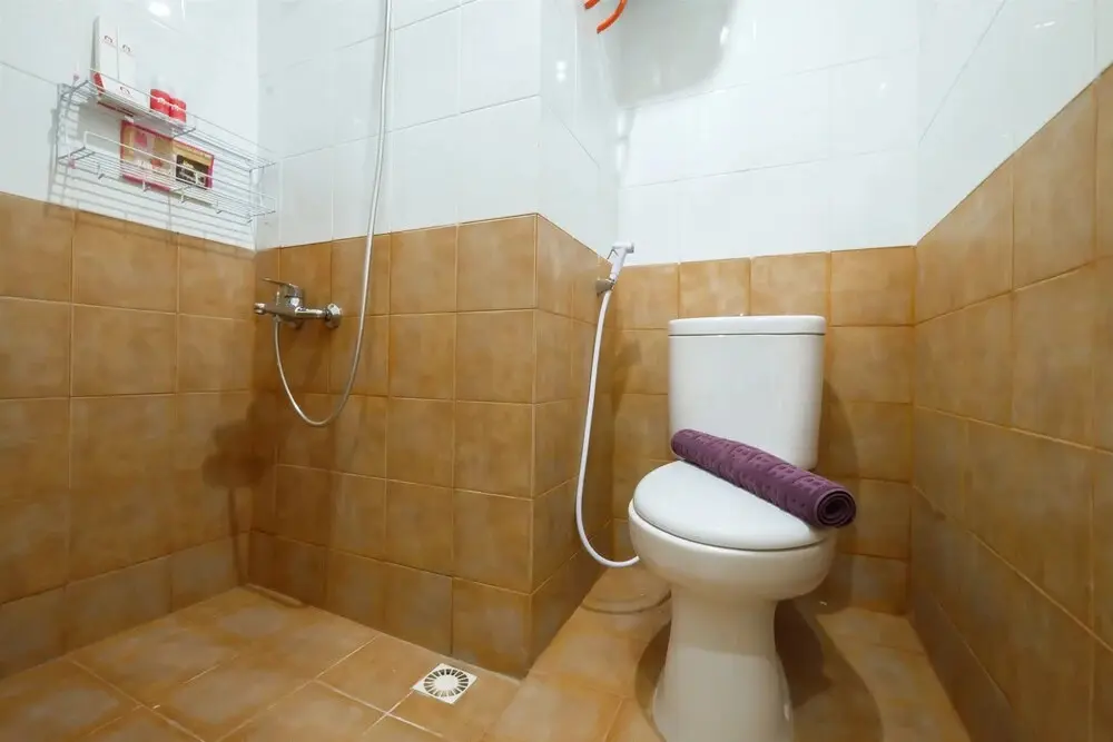 Джакарта: Studio Room at Green Pramuka City Apartment with Mall Access By Travelio
