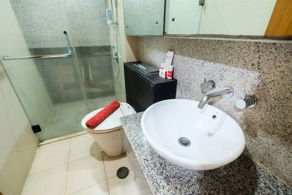 Джакарта: Loft 2 Bedrooms at The Summit Apartment Kelapa Gading by Travelio